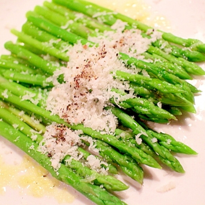 パルメザンチーズたっぷり茹でたてミニアスパラ レシピ 作り方 By Seika A 楽天レシピ パルメザンチーズたっぷり茹でたてミニアスパラ レシピ 作り方 By Seika A 楽天レシピ